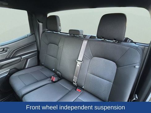 Used 2024 Chevrolet Colorado W/T image 18