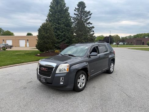 Used 2010 GMC Terrain SLE w/ Convenience Package AWD/4WD image 1