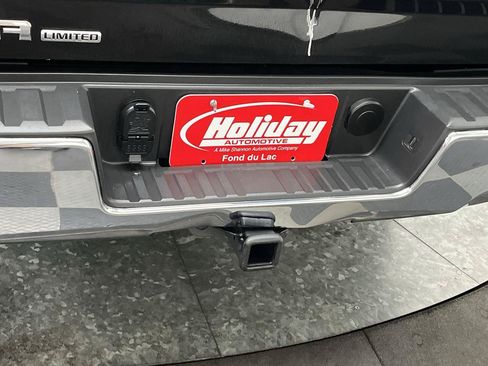 Used 2019 GMC Sierra 1500 SLE w/ SLE Value Package AWD/4WD image 28