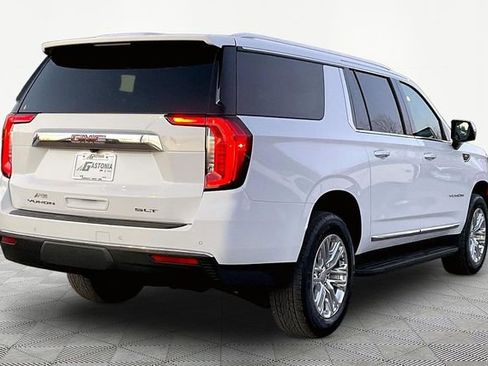Used 2024 GMC Yukon XL SLT w/ SLT Luxury Package image 5