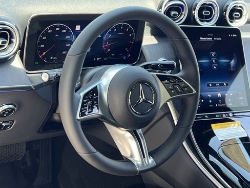 New 2026 Mercedes-Benz GLC 300 4MATIC image 21
