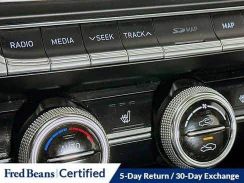 Used 2020 Genesis G70 2.0T w/ Elite Package image 22