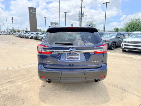 Used 2023 Subaru Ascent Premium w/ Convenience Package AWD/4WD image 8