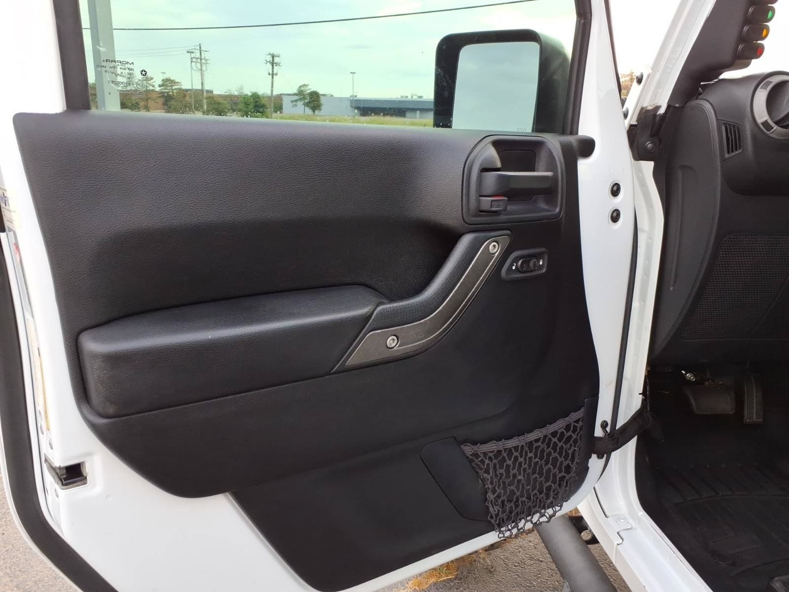 Used 2017 Jeep Wrangler Sport w/ Quick Order Package 24S AWD/4WD image 7