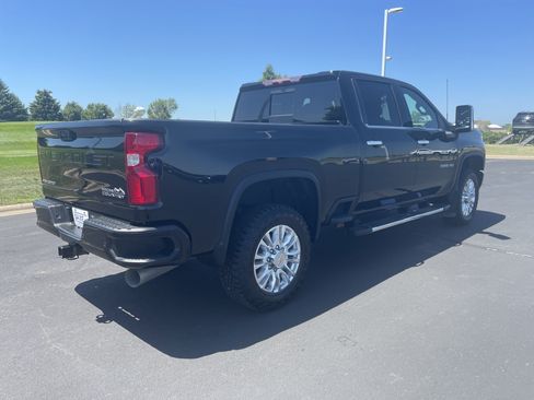 Used 2022 Chevrolet Silverado 3500 High Country w/ Safety Package II AWD/4WD image 5