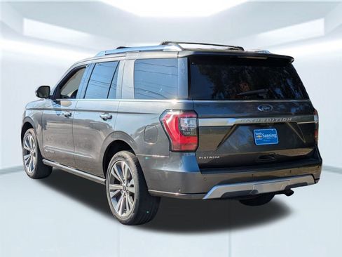 Used 2020 Ford Expedition Platinum image 4