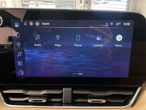 New 2026 Chevrolet Equinox ACTIV w/ Convenience Package III AWD/4WD image 22