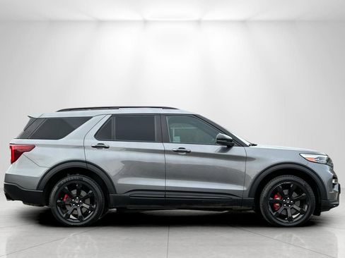 Used 2023 Ford Explorer ST w/ Equipment Group 401A AWD/4WD image 2