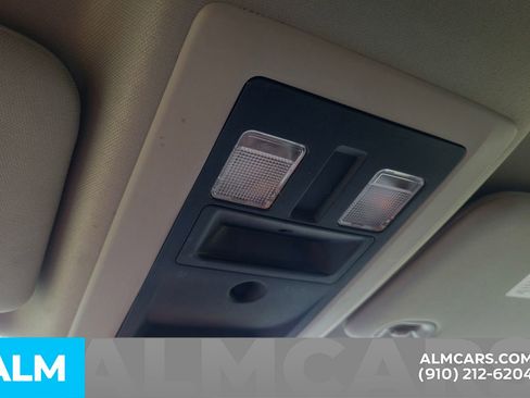 Used 2024 RAM 1500 Classic SLT image 17