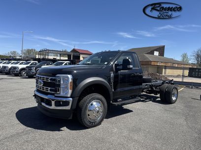 New 2025 Ford F550 4x4 Regular Cab Super Duty w/ XL Chrome Package