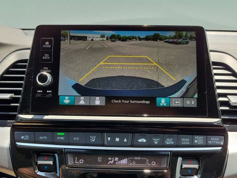 New 2026 Honda Odyssey Touring image 34