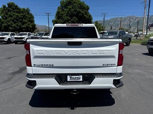 Used 2022 Chevrolet Silverado 1500 Custom w/ Safety Confidence Package AWD/4WD image 6