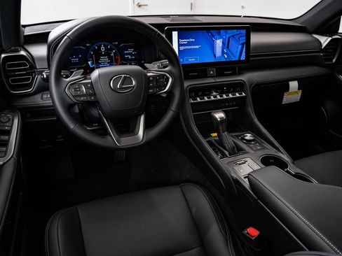 New 2026 Lexus IS 350 F Sport AWD/4WD image 4