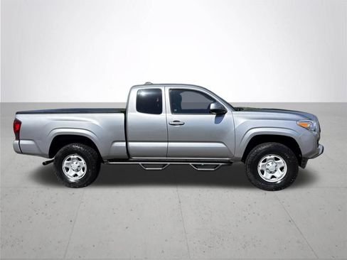 Used 2020 Toyota Tacoma SR w/ SR Convenience Package AWD/4WD image 5