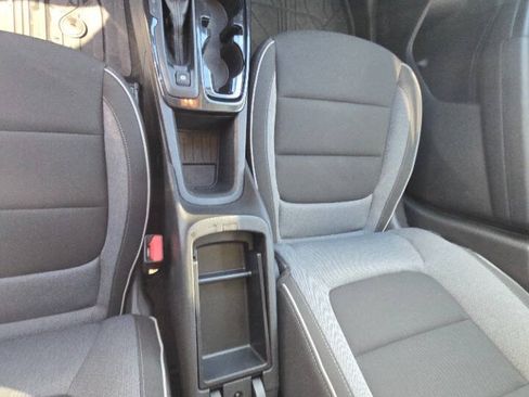 Used 2024 Chevrolet TrailBlazer LT w/ LPO, Blackout Package FWD image 39