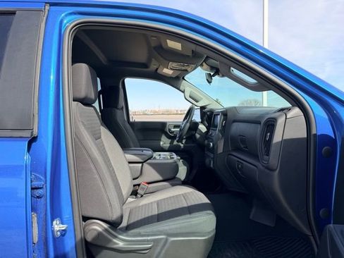 Used 2023 Chevrolet Silverado 1500 Custom Trail Boss w/ LPO, Dark Essentials Package image 11