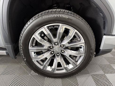 Used 2025 GMC Sierra 1500 Denali w/ Denali Reserve Package AWD/4WD image 11
