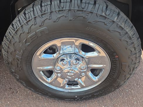 Used 2022 RAM 2500 Tradesman AWD/4WD image 9