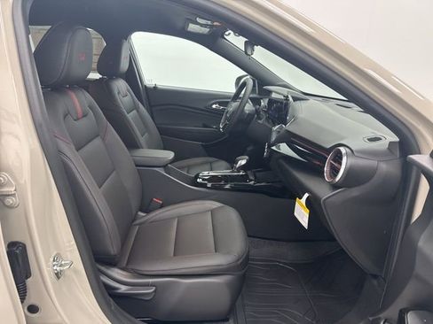 New 2026 Chevrolet Trax RS FWD image 29