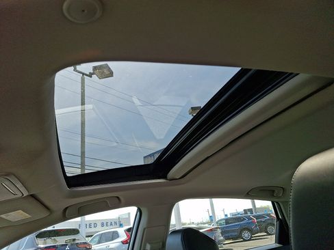 Used 2024 Honda Accord EX-L image 17