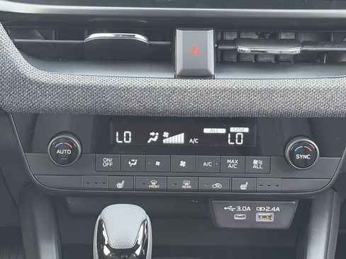 New 2026 Subaru Outback Limited AWD/4WD image 25