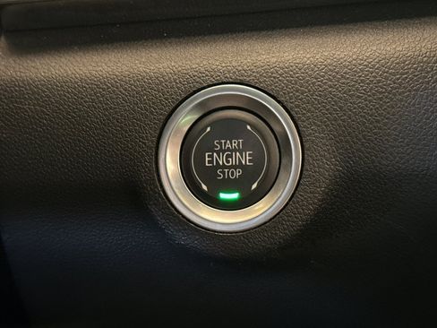 Used 2025 GMC Terrain Elevation AWD/4WD image 28