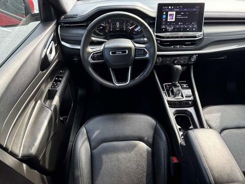 Used 2023 Jeep Compass Limited AWD/4WD image 5