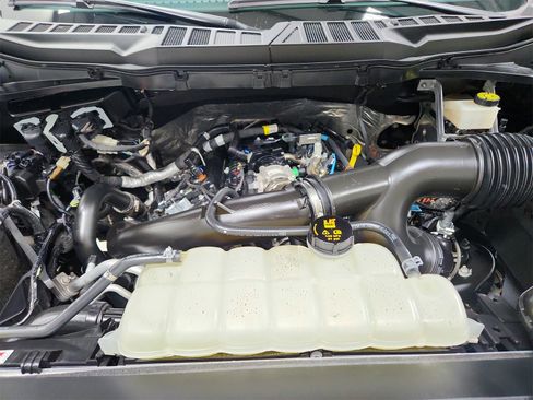 Used 2023 Ford F150 Lariat w/ Equipment Group 502A High image 17