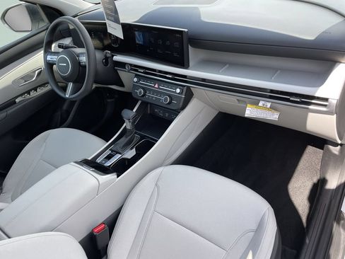 New 2026 Hyundai Tucson SE FWD image 16