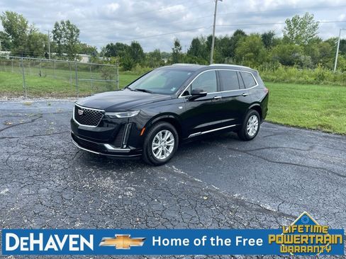 Used 2024 Cadillac XT6 Luxury w/ LPO, Floor Liner Package AWD/4WD image 2