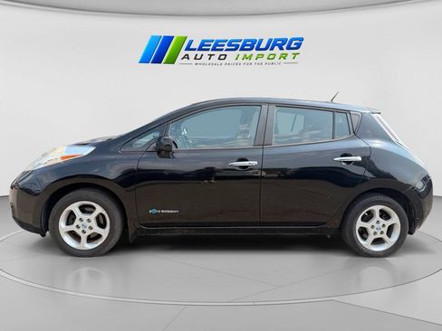 Used 2013 Nissan Leaf SV w/ LED & Quick Charge Pkg FWD image 2
