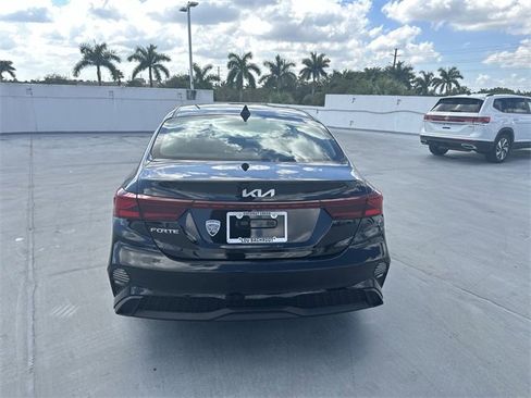 Used 2024 Kia Forte LXS image 16