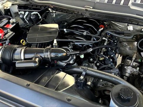 Used 2022 Ford F350 Platinum image 32