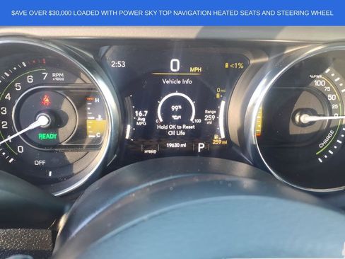 Used 2023 Jeep Wrangler Unlimited w/ Sun & Screen Package image 22