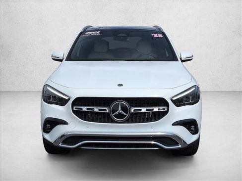 Used 2025 Mercedes-Benz GLA 250 image 2