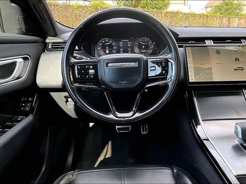 Used 2025 Land Rover Range Rover Velar Dynamic SE AWD/4WD image 7