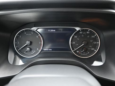 Used 2025 Nissan Rogue SV FWD image 25
