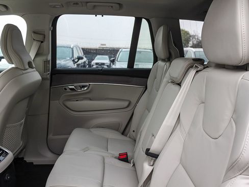 New 2026 Volvo XC90 T8 Ultra w/ Protection Package Premier AWD/4WD image 21