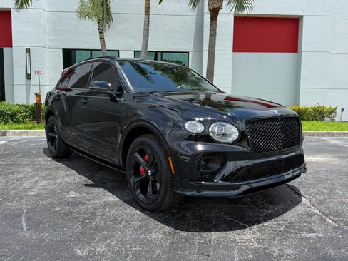 Used 2022 Bentley Bentayga AWD/4WD image 5