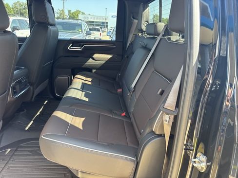 New 2026 GMC Sierra 2500 Denali w/ Denali Reserve Package AWD/4WD image 19