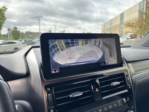 Used 2023 Lexus GX 460 w/ Black Line Special Edition image 25