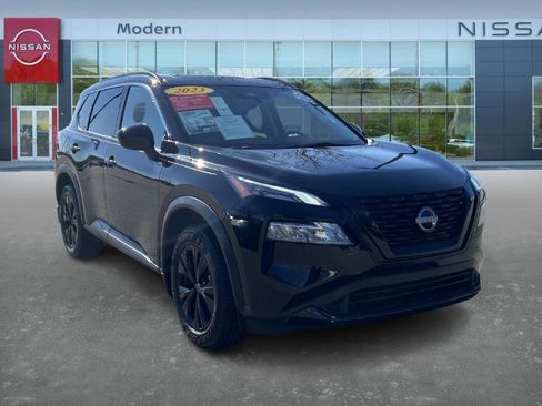 Certified 2023 Nissan Rogue SV w/ SV Premium B Package image 3