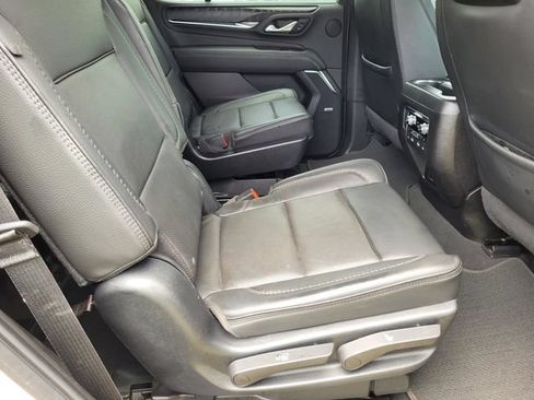 Used 2023 GMC Yukon Denali w/ Advanced Technology Package AWD/4WD image 27