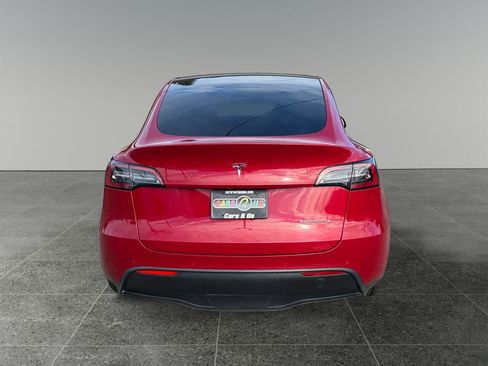 Used 2021 Tesla Model Y Long Range image 25