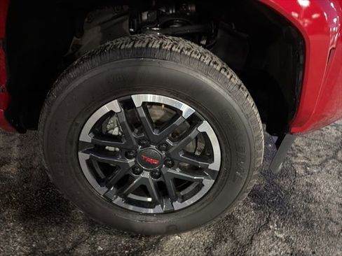 Used 2024 Toyota Tacoma TRD Sport image 2
