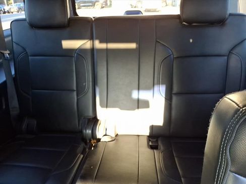 Used 2018 GMC Yukon XL Denali w/ Open Road Package image 8