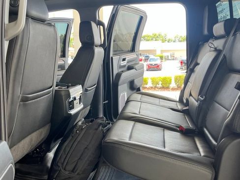 Used 2024 GMC Sierra 3500 Denali w/ Denali Reserve Package AWD/4WD image 21