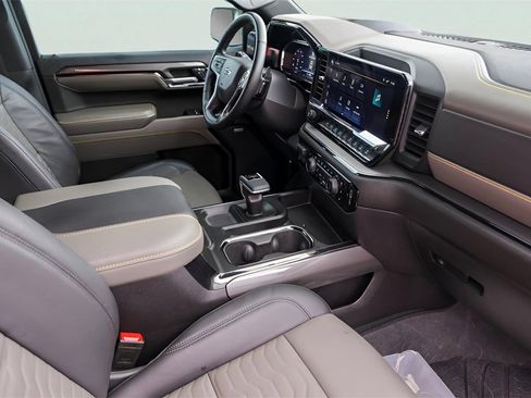 Certified 2024 Chevrolet Silverado 1500 ZR2 w/ Technology Package image 33