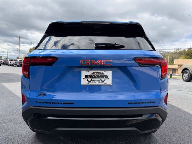 Used 2025 GMC Terrain Elevation w/ Elevation Premium Package AWD/4WD image 11