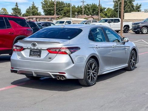 Used 2023 Toyota Camry SE FWD image 6